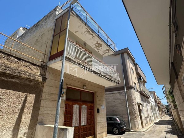 casa indipendente in vendita a Capurso