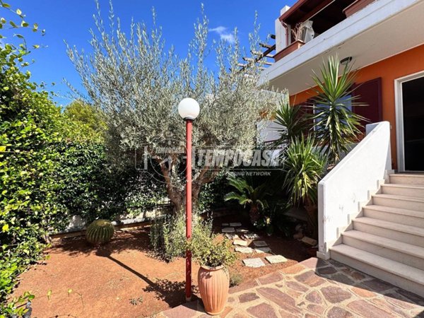 casa indipendente in vendita a Capurso