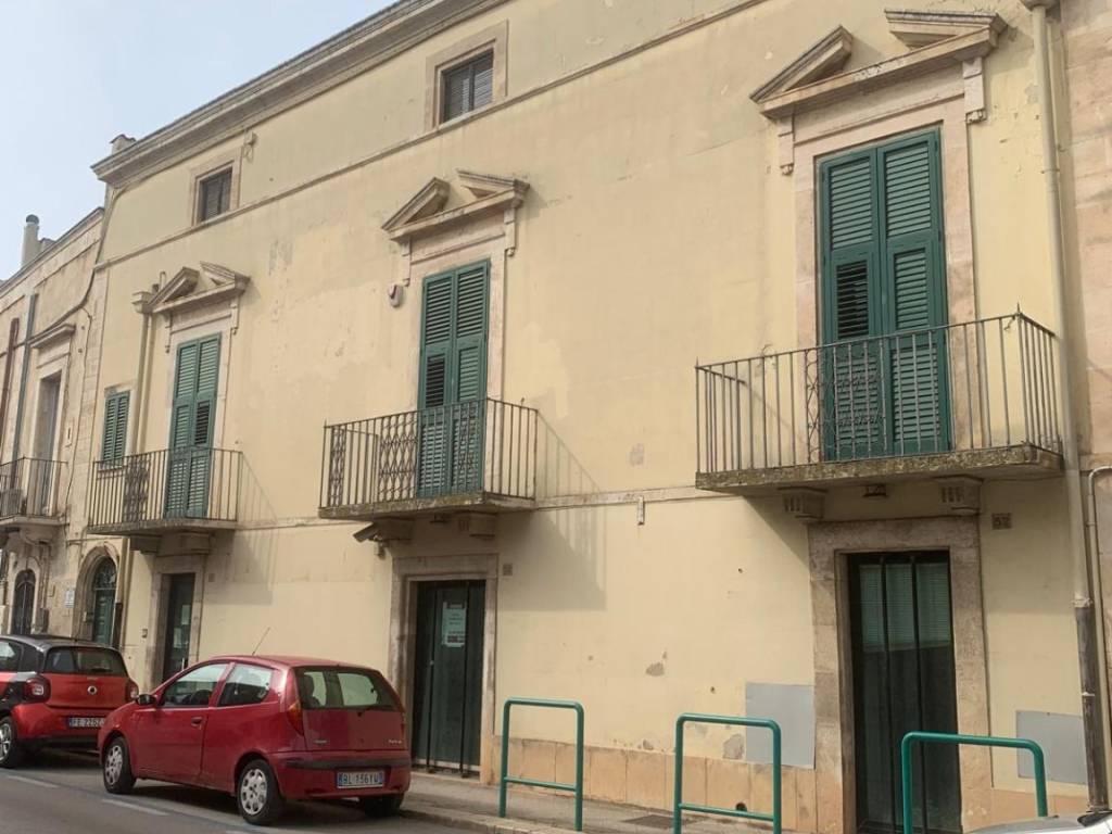 intera palazzina in vendita a Casamassima