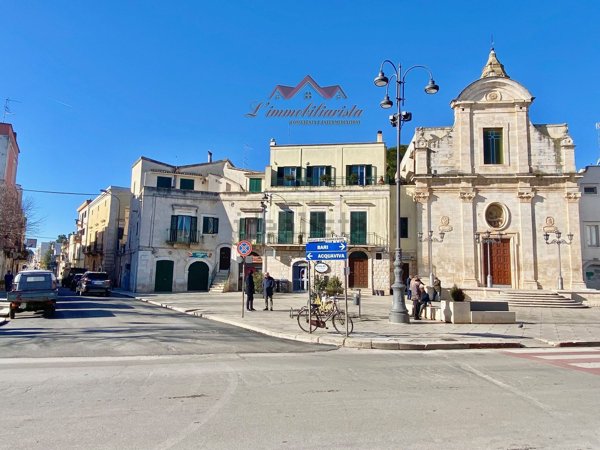 locale commerciale in vendita a Casamassima