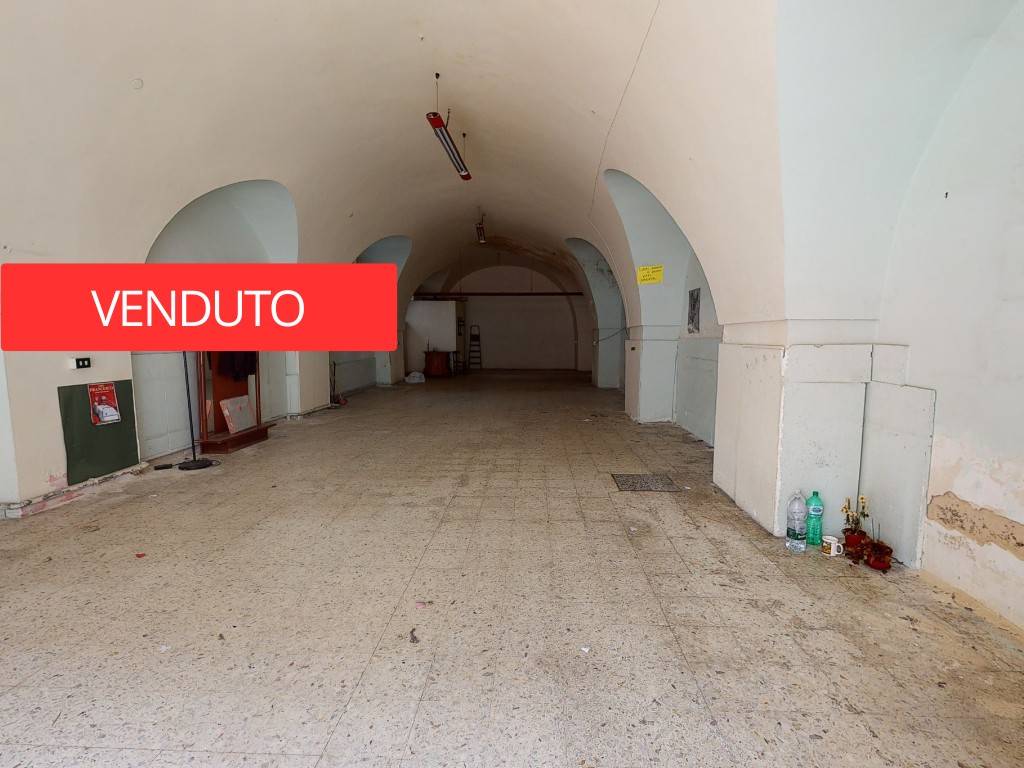 negozio in vendita a Casamassima
