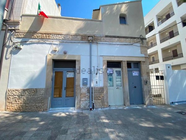 pentavano in vendita a Casamassima