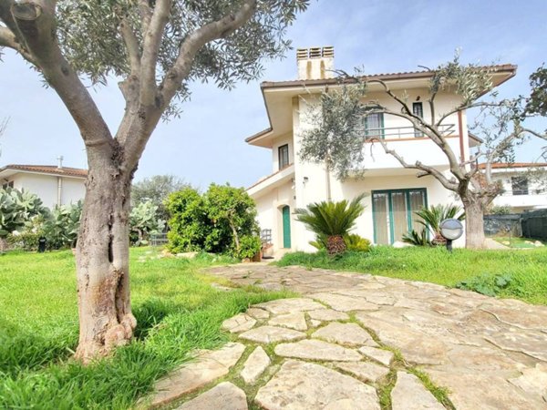 casa indipendente in vendita a Casamassima