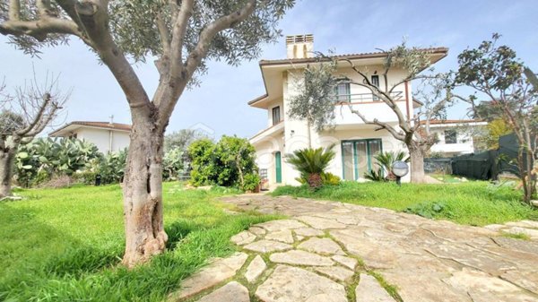 casa indipendente in vendita a Casamassima