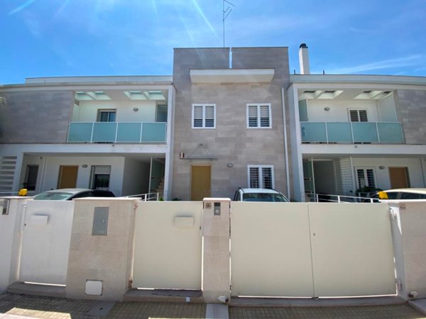 casa indipendente in vendita a Casamassima