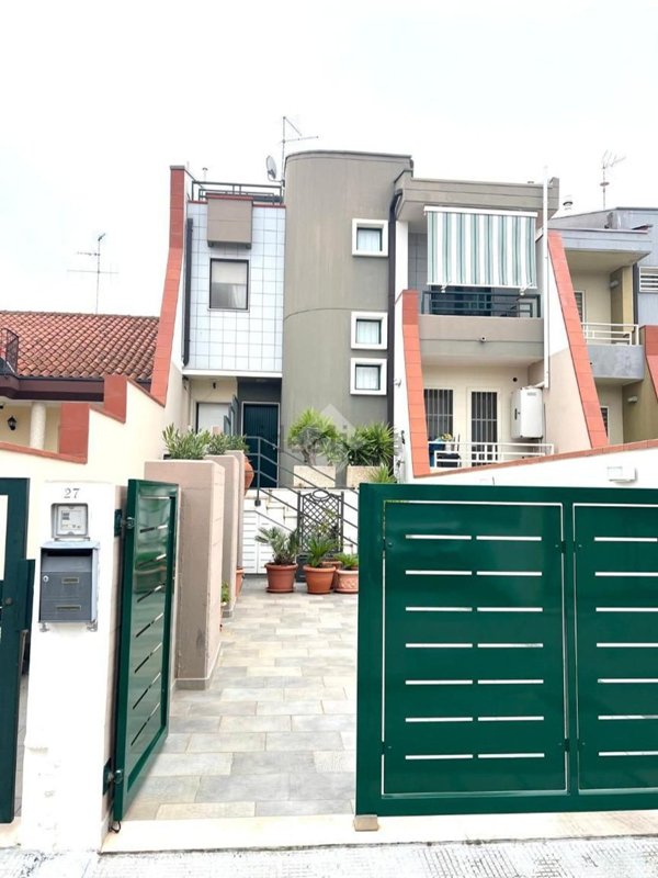 casa indipendente in vendita a Casamassima