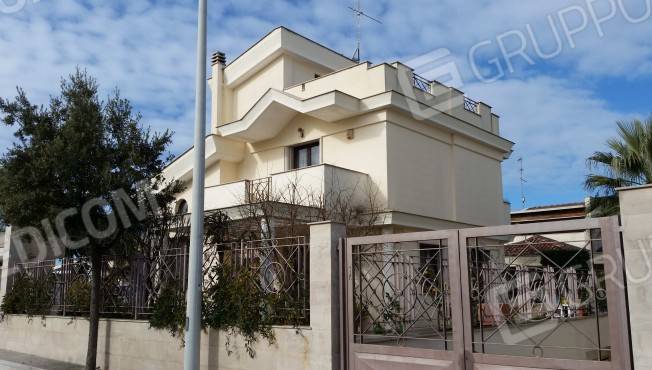 casa indipendente in vendita a Casamassima