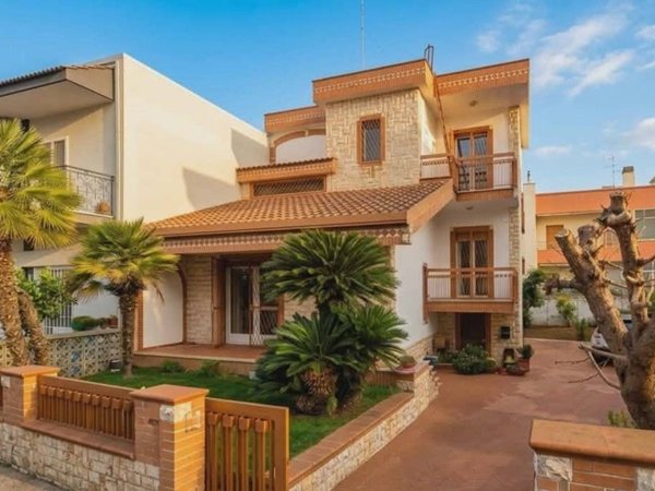 casa indipendente in vendita a Casamassima