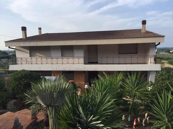 casa indipendente in vendita a Cassano delle Murge