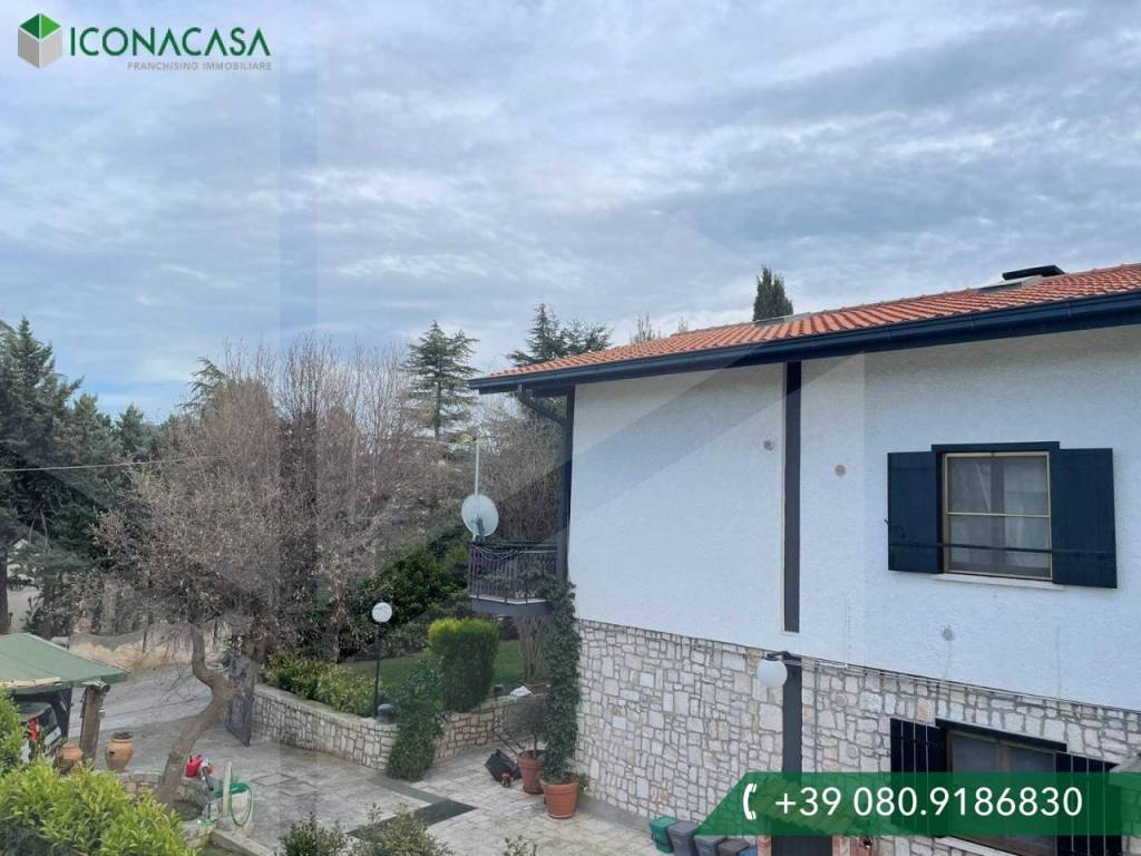 casa indipendente in vendita a Cassano delle Murge