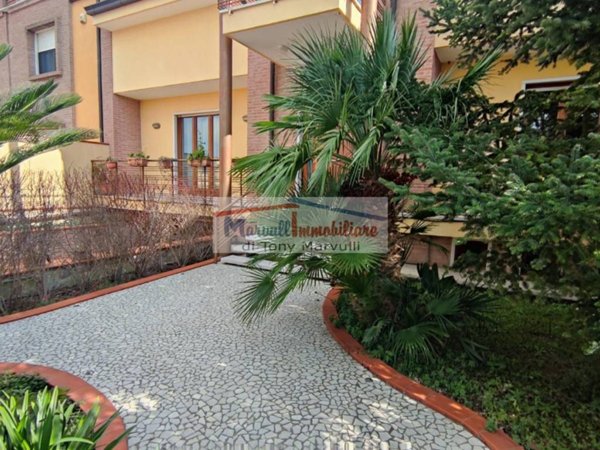 casa indipendente in vendita a Cassano delle Murge