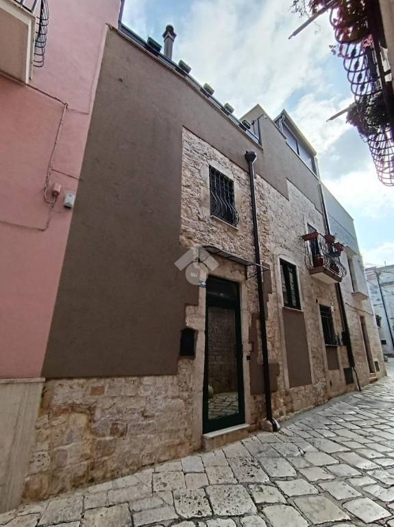 casa indipendente in vendita a Cassano delle Murge