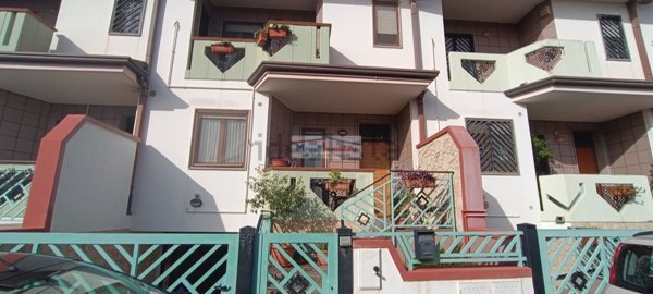 casa indipendente in vendita a Cassano delle Murge