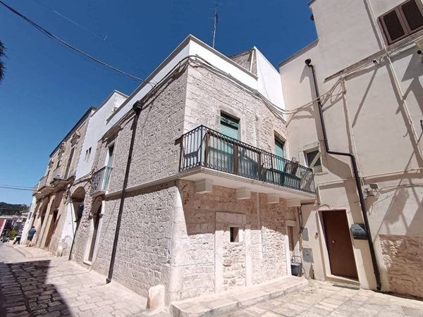 casa indipendente in vendita a Cassano delle Murge