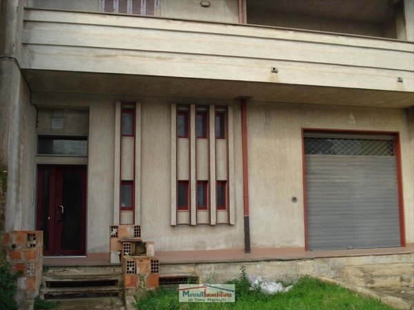 casa indipendente in vendita a Cassano delle Murge