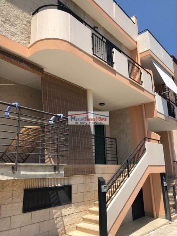 casa indipendente in vendita a Cassano delle Murge