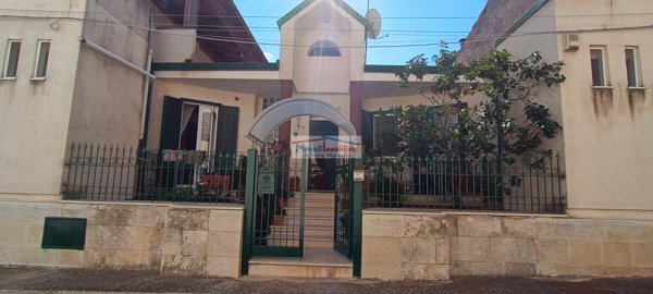 casa indipendente in vendita a Cassano delle Murge