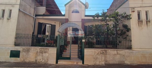 casa indipendente in vendita a Cassano delle Murge