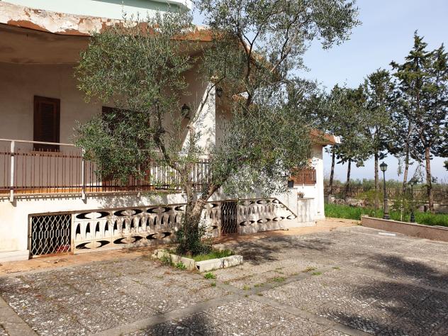 casa indipendente in vendita a Cassano delle Murge