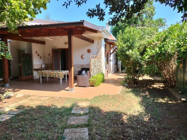 casa indipendente in vendita a Cassano delle Murge