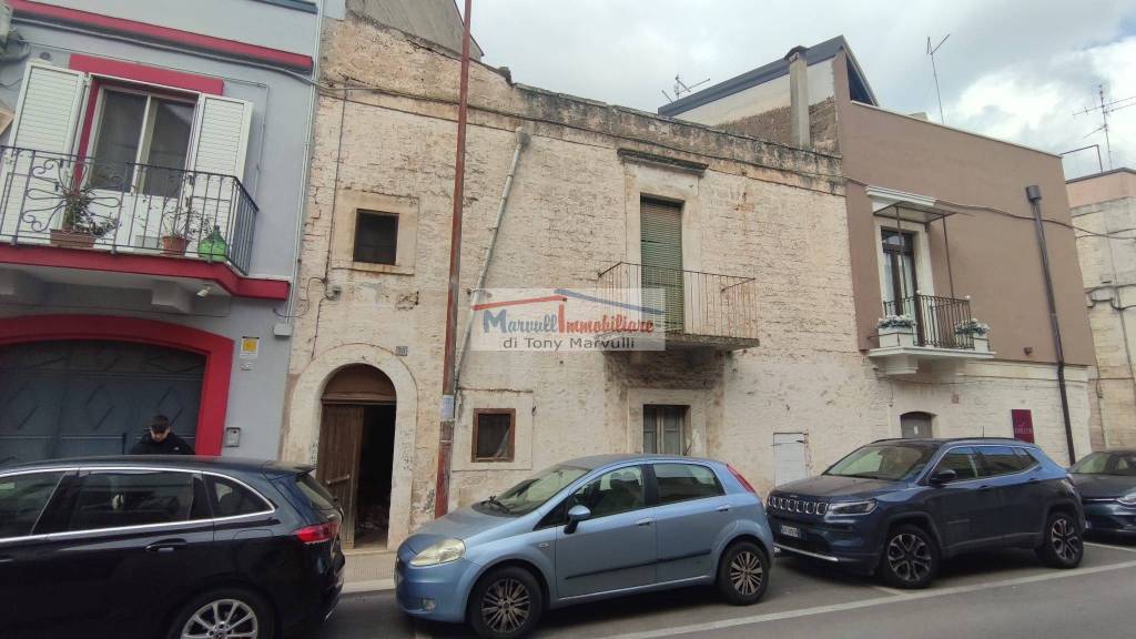 casa indipendente in vendita a Cassano delle Murge
