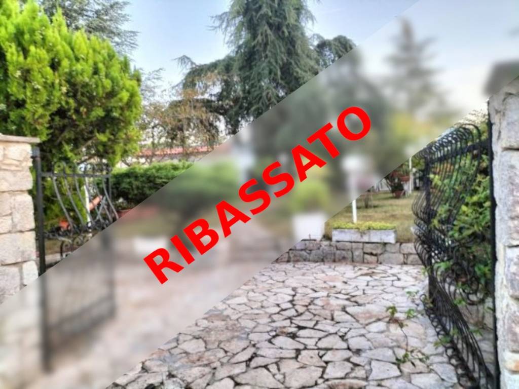 casa indipendente in vendita a Cassano delle Murge