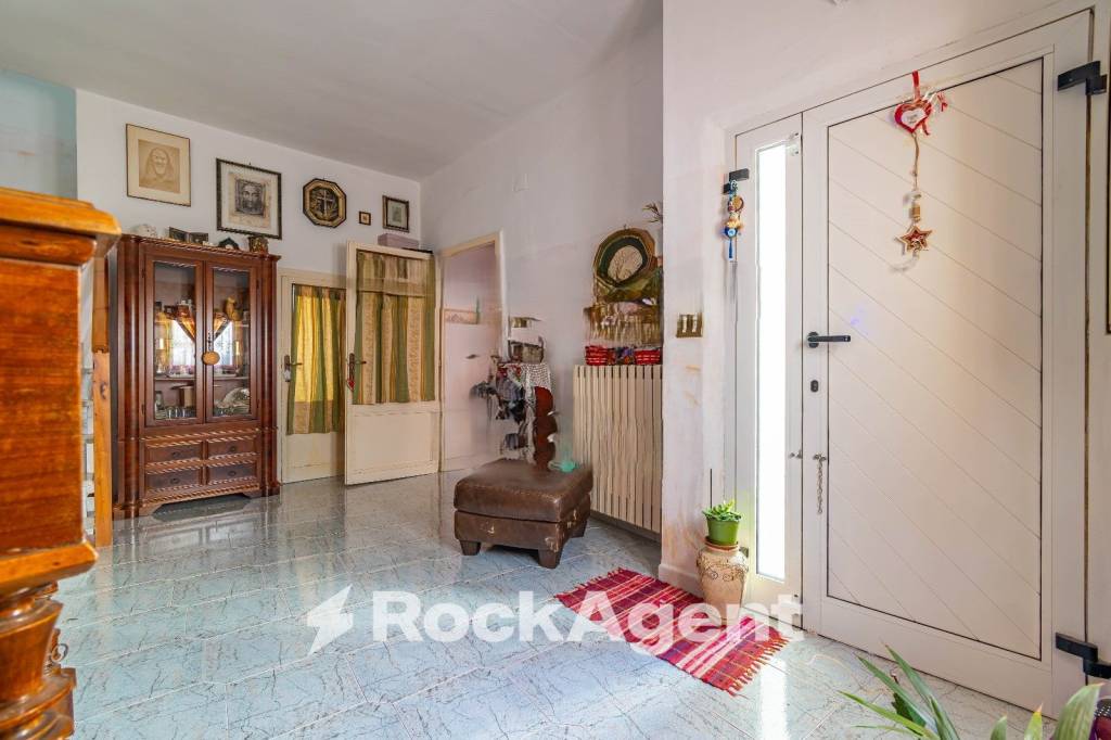 casa indipendente in vendita a Cassano delle Murge