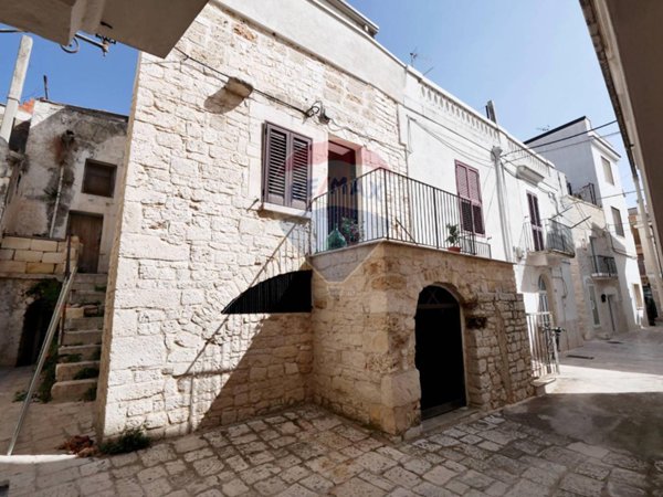 casa indipendente in vendita a Cassano delle Murge