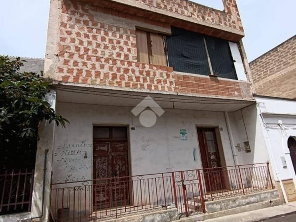 casa indipendente in vendita a Cassano delle Murge