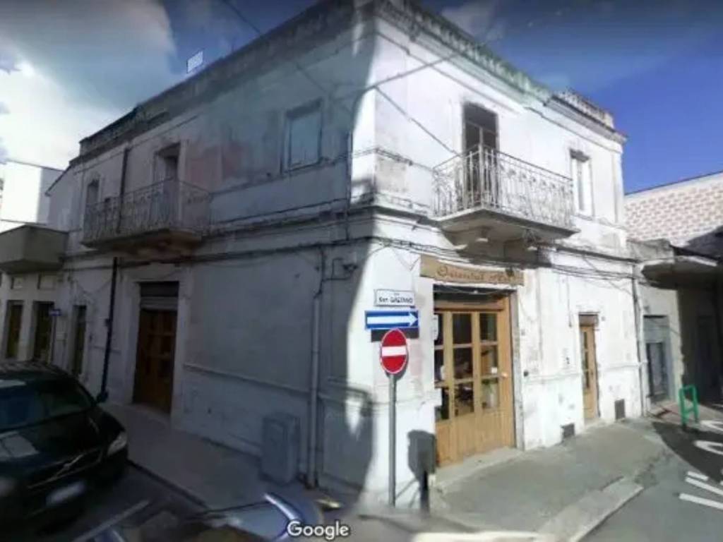 casa indipendente in vendita a Cassano delle Murge