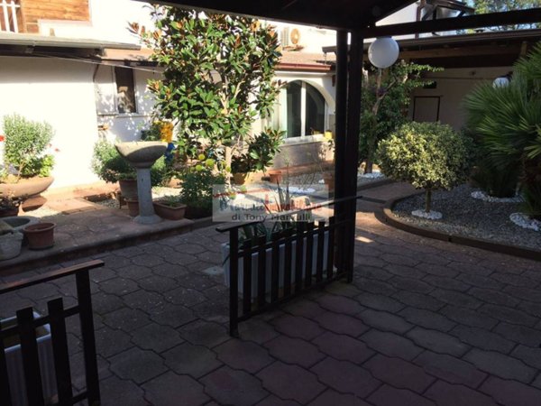 casa indipendente in vendita a Cassano delle Murge