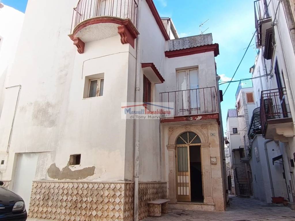 casa indipendente in vendita a Cassano delle Murge