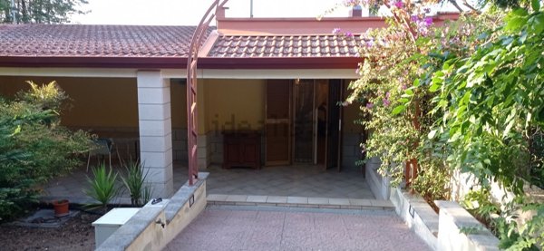 casa indipendente in vendita a Cassano delle Murge