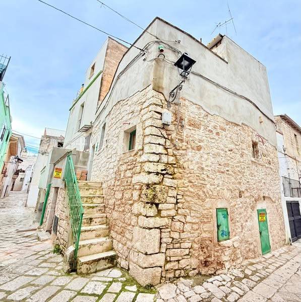 casa indipendente in vendita a Cassano delle Murge