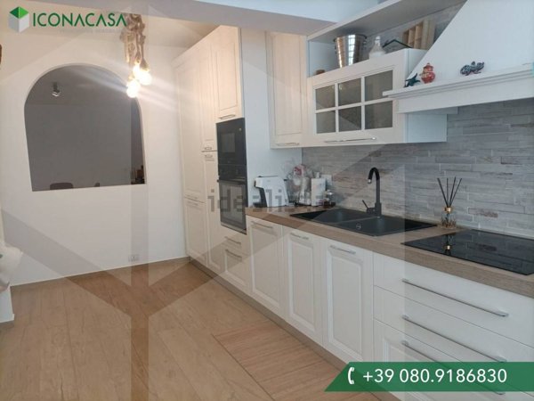 casa indipendente in vendita a Cassano delle Murge