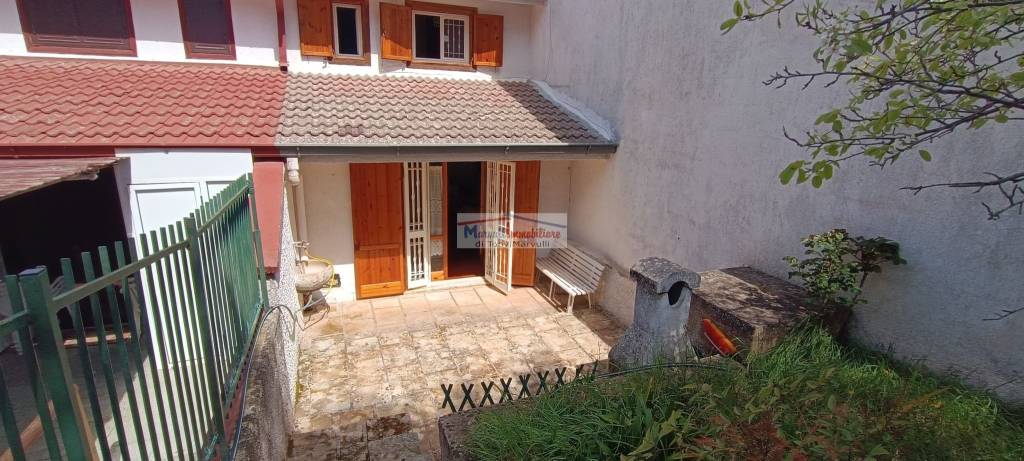 casa indipendente in vendita a Cassano delle Murge