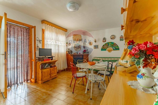 casa indipendente in vendita a Cassano delle Murge