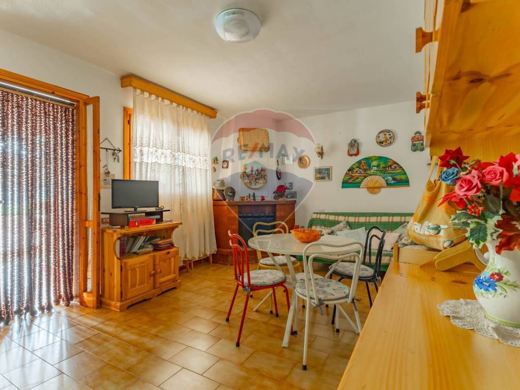 casa indipendente in vendita a Cassano delle Murge