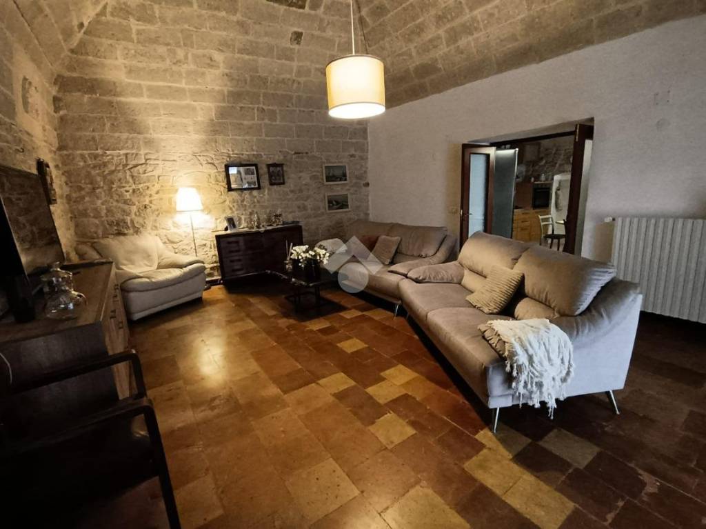 casa indipendente in vendita a Cassano delle Murge