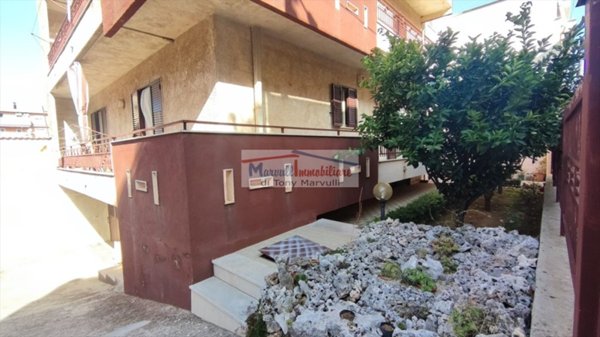 casa indipendente in vendita a Cassano delle Murge