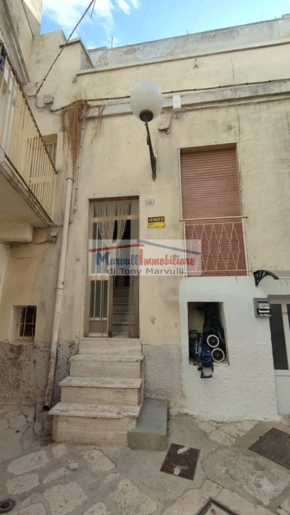 casa indipendente in vendita a Cassano delle Murge