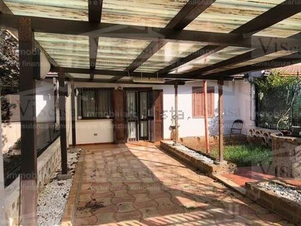 casa indipendente in vendita a Cassano delle Murge