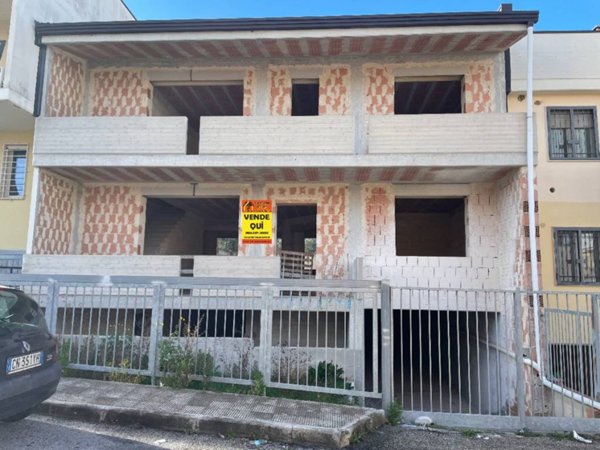 casa indipendente in vendita a Cassano delle Murge