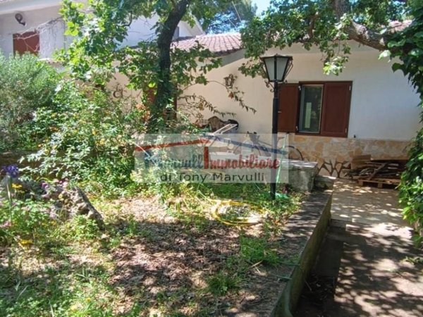 casa indipendente in vendita a Cassano delle Murge