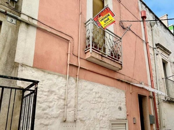 casa indipendente in vendita a Cassano delle Murge