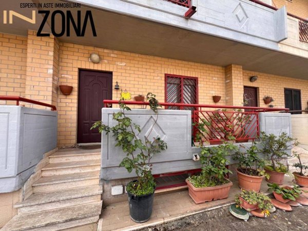 casa indipendente in vendita a Cassano delle Murge