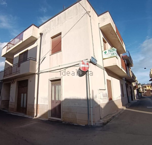 casa indipendente in vendita a Cassano delle Murge