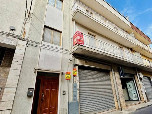 casa indipendente in vendita a Cassano delle Murge