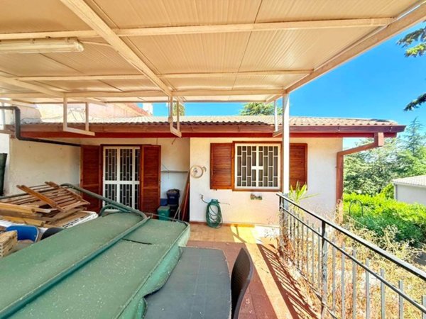 casa indipendente in vendita a Cassano delle Murge