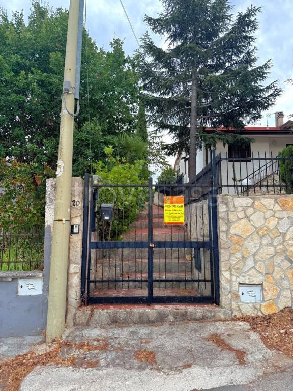 casa indipendente in vendita a Cassano delle Murge